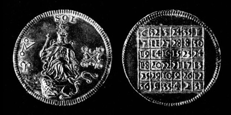 Talismán de Luis XIV con el Cuadrado Mágico del Sol.
